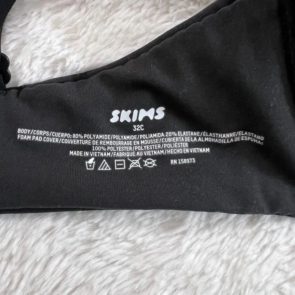 SKIMS Fits Everybody T-Shirt Bra‎ Onyx Black Underwire 32C BR-UWR-2294 NEW - Picture 10 of 11